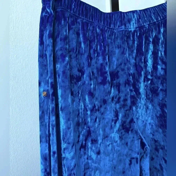 Fabletics Wide Leg Go To Velour Velvet Pants New Pull On Elastic High Waist - Picture 13 of 16